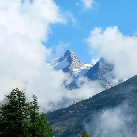 Valley View Mountain Village 9 * Saas Fee